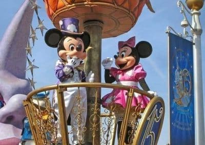 Mickey y Minnie Mouse - Viajes a Disneyland París